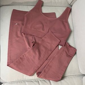 NWOT Fabletics Workout Set - Luciana Seamless